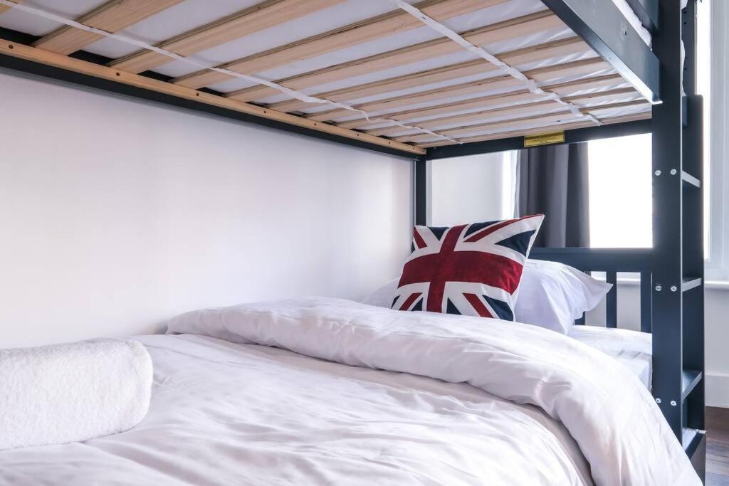 Quaint And Spacious Piccadilly Sleep 6 Vrd Appartamento *